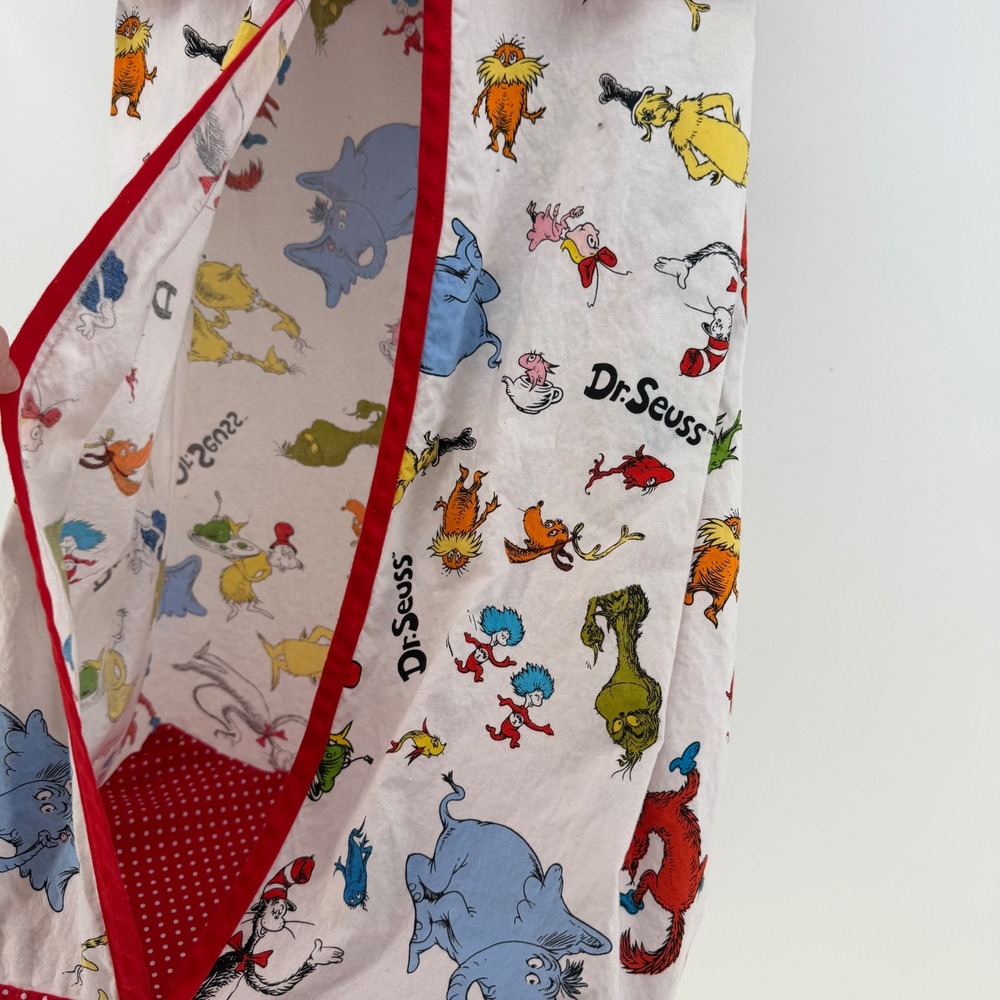 Dr. Seuss Diaper Stacker Unisex Baby White Red Character Print Nursery Organizer - Picture 3 of 3
